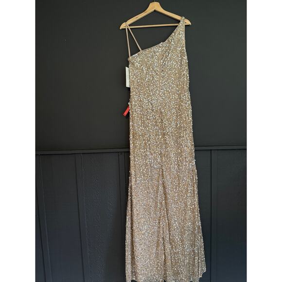 Mac Duggal Sequin One Shoulder Gown With Embellishments 10729 NEW Size 10 - Picture 10 of 16